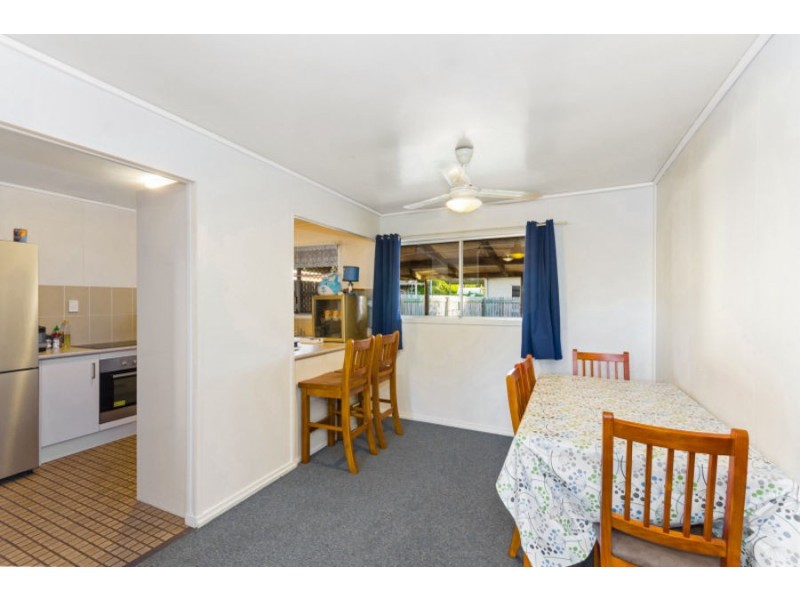 22 & 22a Pelican Avenue, Condon QLD 4815