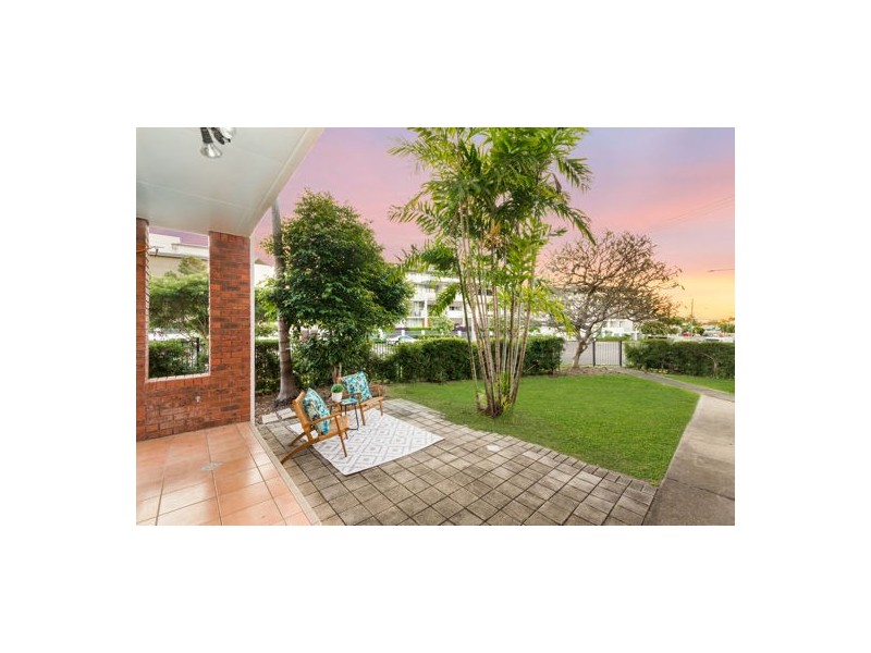 1/14 Rowland Street, North Ward QLD 4810