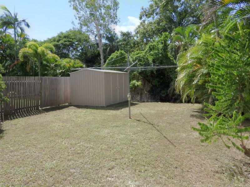 2/31 Roberts Street, Hermit Park QLD 4812