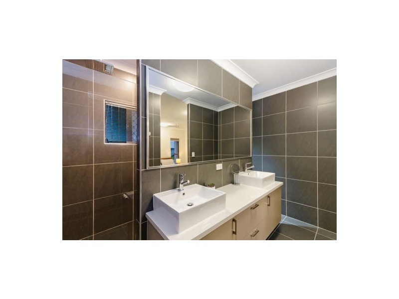 3 Coowarra Court, Mount Low QLD 4818