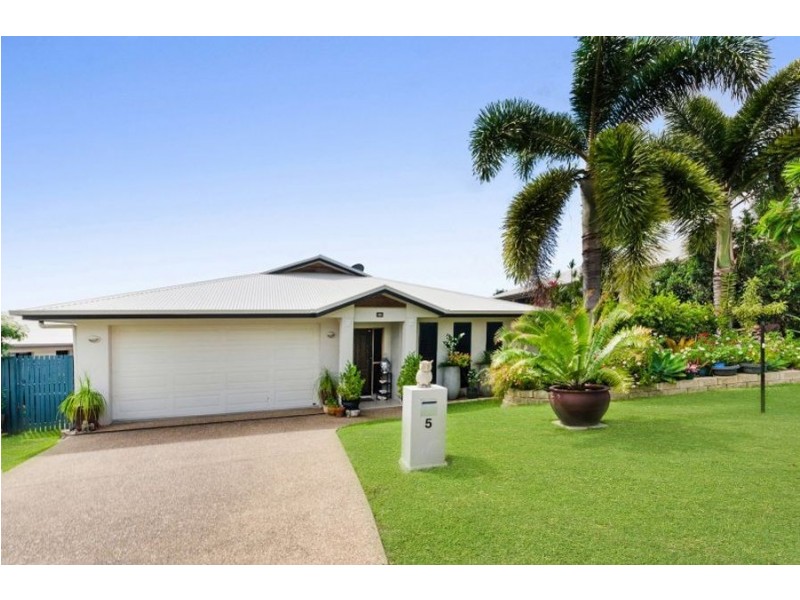 5 Platypus Street, Bushland Beach QLD 4818