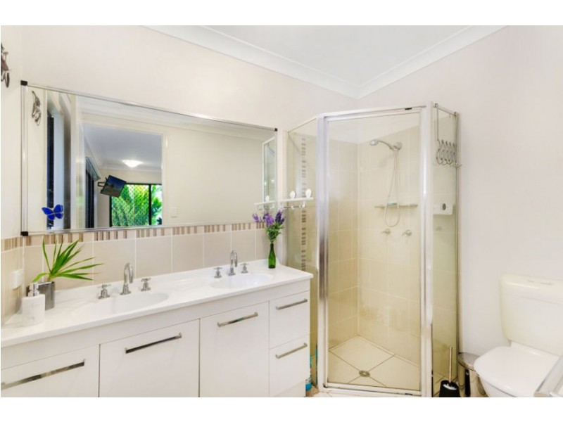 5 Platypus Street, Bushland Beach QLD 4818