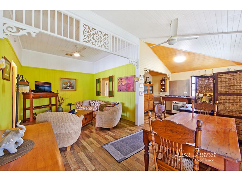 40 Twelfth Avenue, Railway Estate QLD 4810