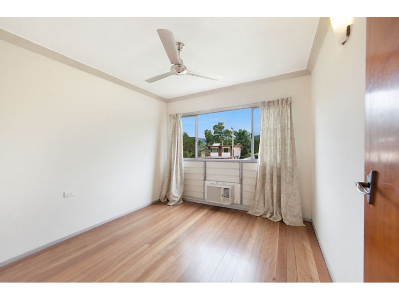 37 Tamarind Street, Kirwan QLD 4817