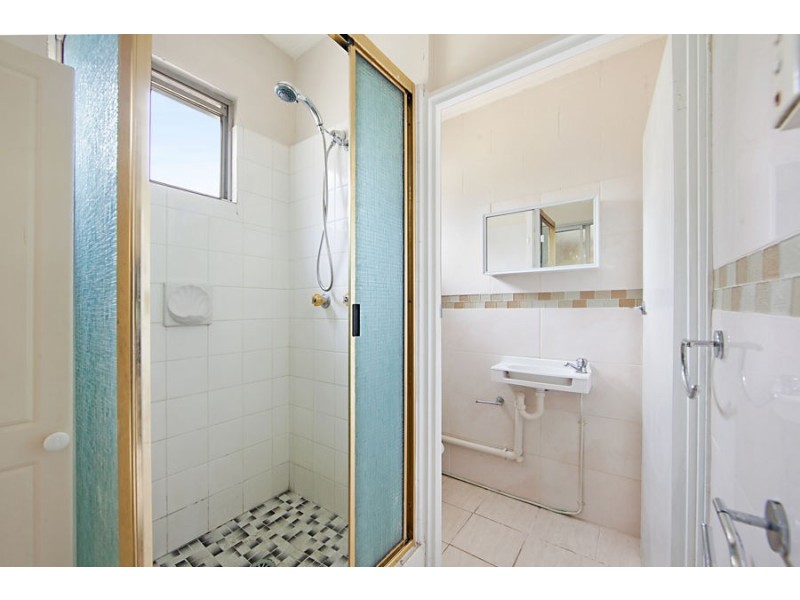 37 Tamarind Street, Kirwan QLD 4817