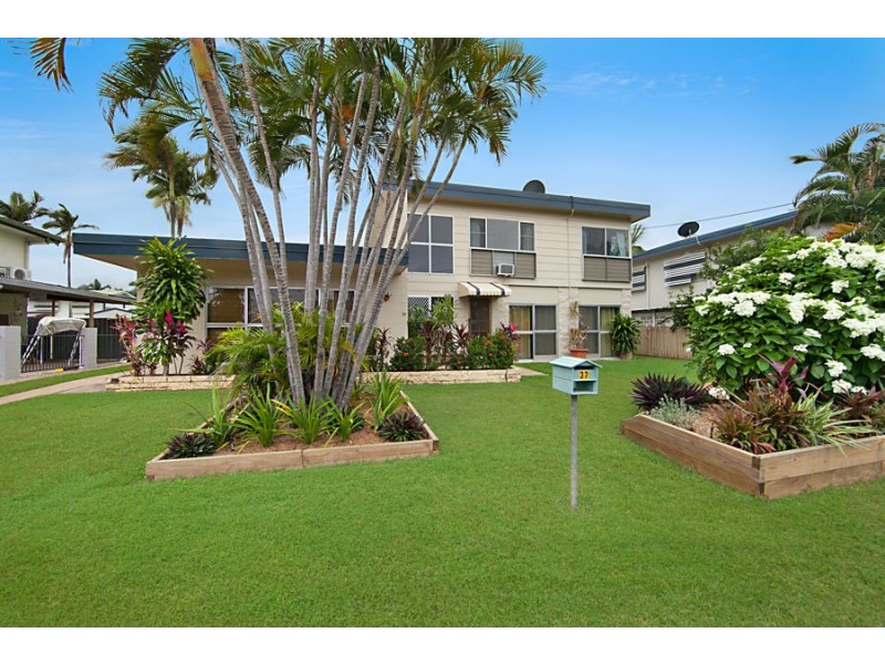 37 Tamarind Street, Kirwan QLD 4817