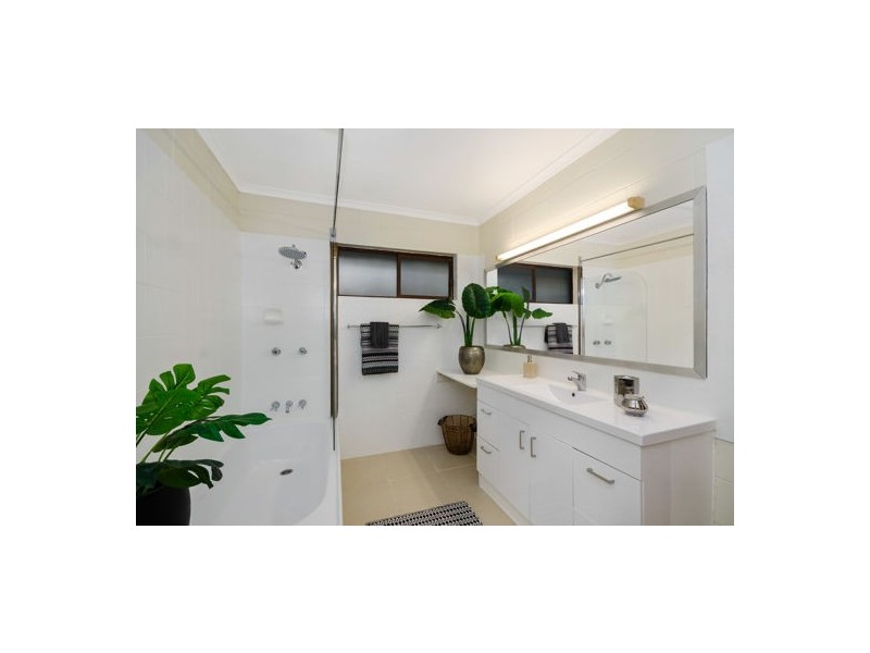 24 Cargillea Avenue, Annandale QLD 4814