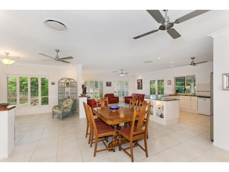 15 Woodwark Drive, Bushland Beach QLD 4818