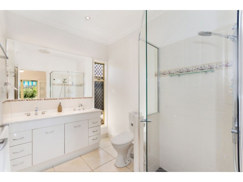 15 Woodwark Drive, Bushland Beach QLD 4818