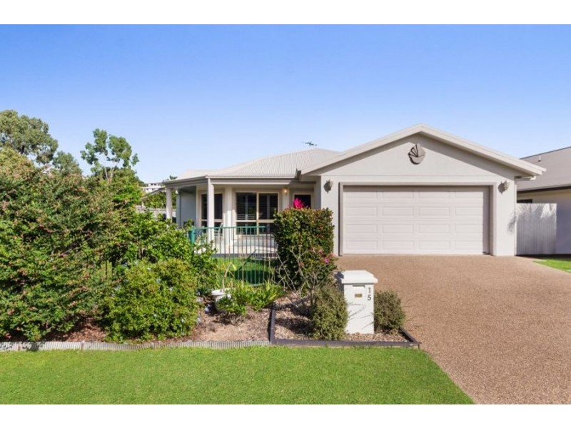 15 Woodwark Drive, Bushland Beach QLD 4818