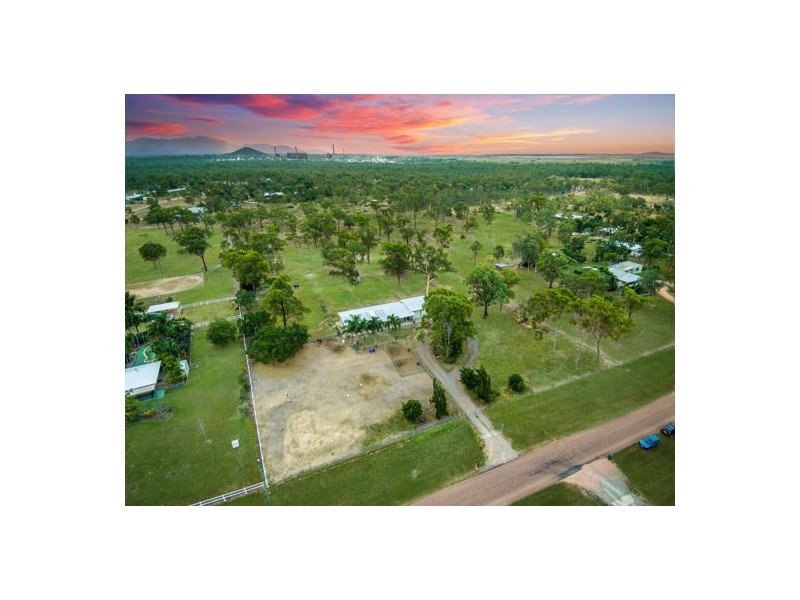 13 Arabian Place, Black River QLD 4818