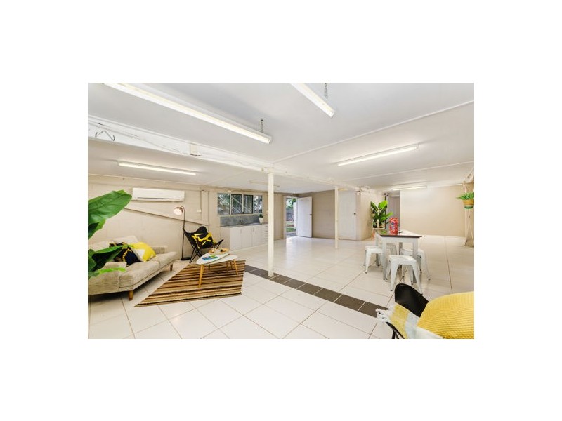 27 Bultarra Crescent, Kirwan QLD 4817