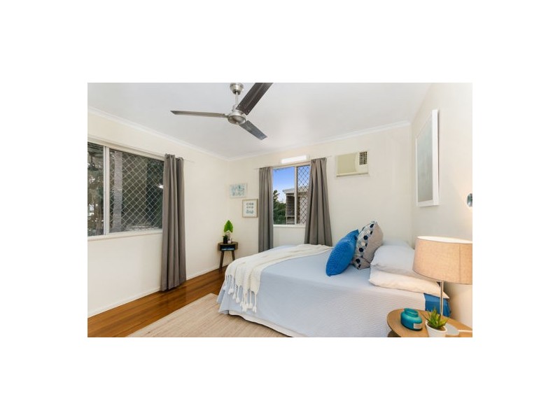 27 Bultarra Crescent, Kirwan QLD 4817