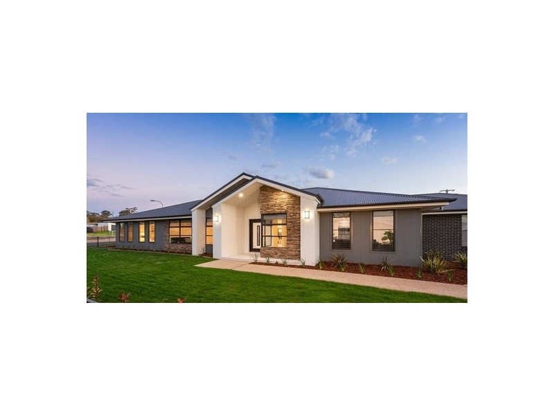 19 Sandridge Street, Jensen QLD 4818