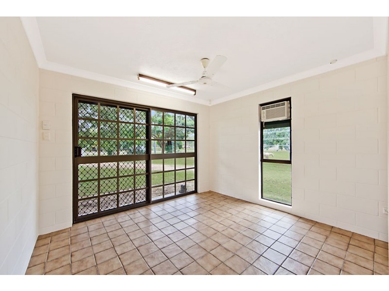 9 Lodestone Drive, Bluewater QLD 4818