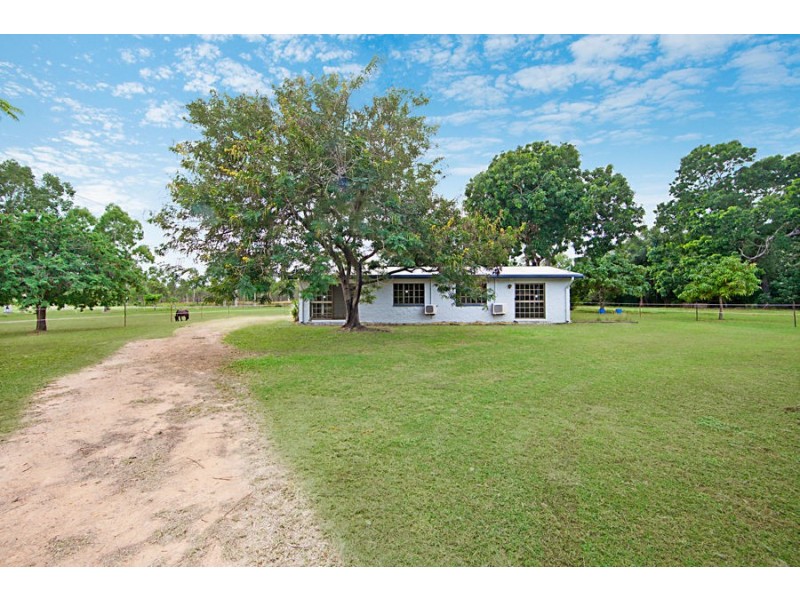 9 Lodestone Drive, Bluewater QLD 4818