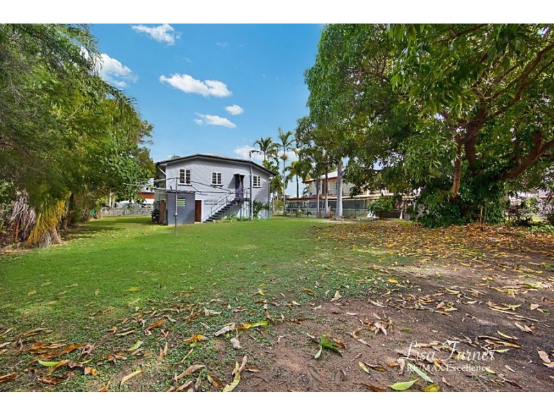 39 Sargeant Street, Gulliver QLD 4812