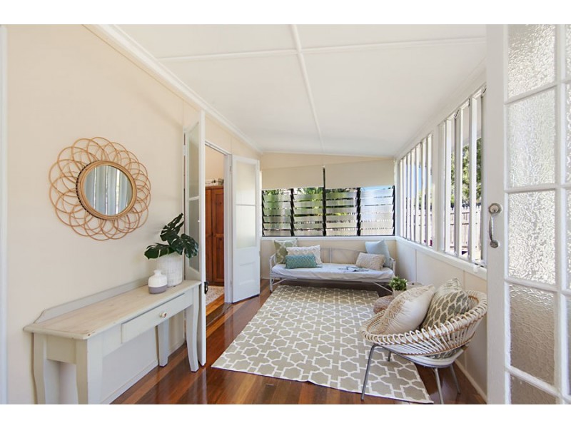 39 Warburton Street, North Ward QLD 4810