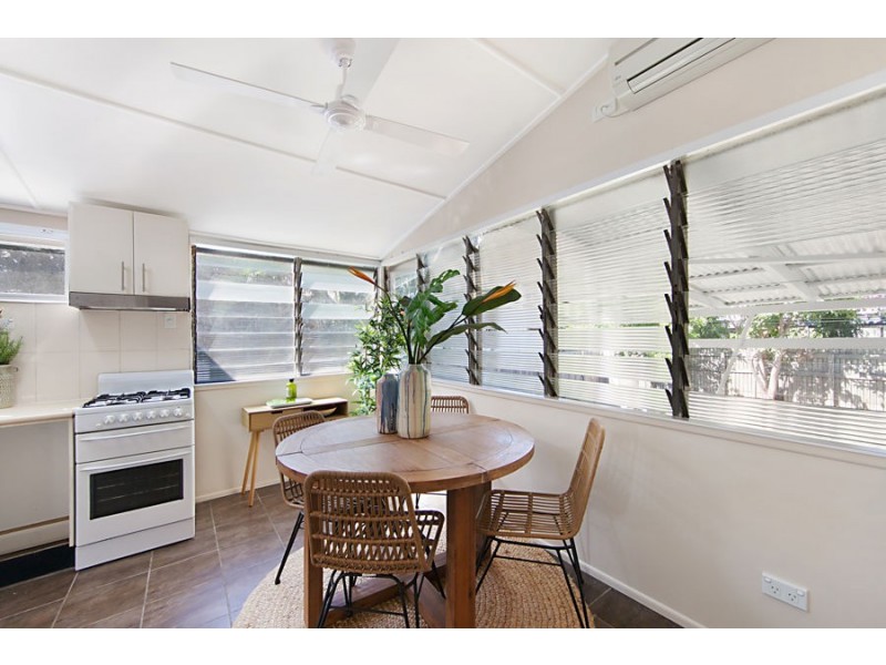 39 Warburton Street, North Ward QLD 4810