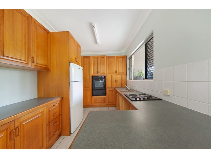 12 Winifred Street, Mundingburra QLD 4812