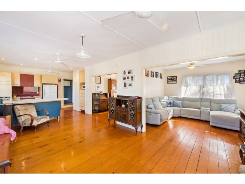 31 Park Street, Pimlico QLD 4812