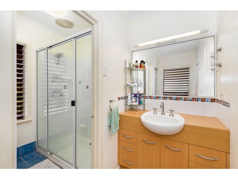 31 Park Street, Pimlico QLD 4812