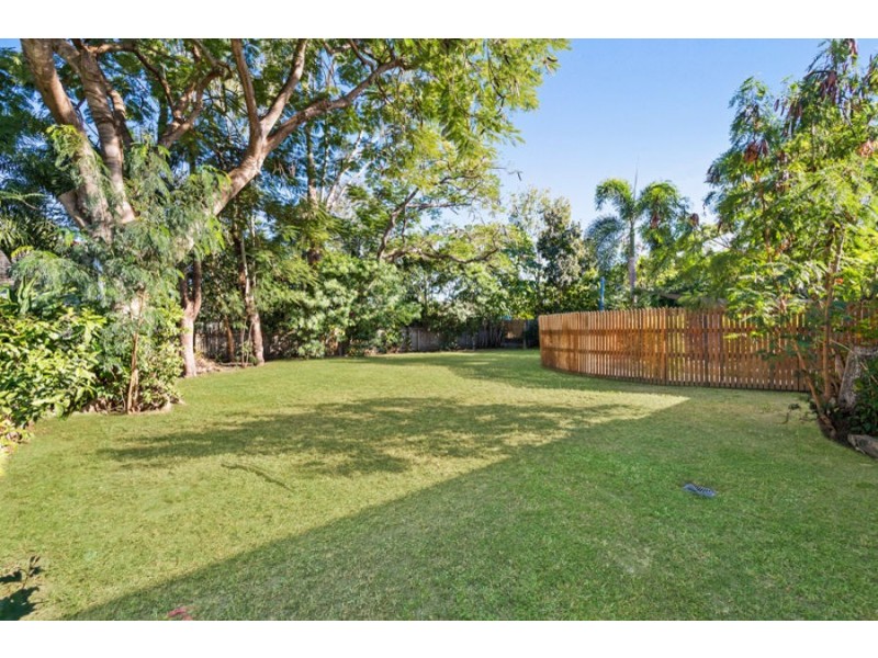 31 Park Street, Pimlico QLD 4812