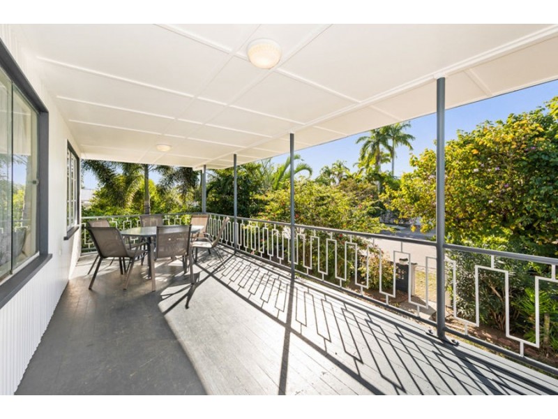 31 Park Street, Pimlico QLD 4812