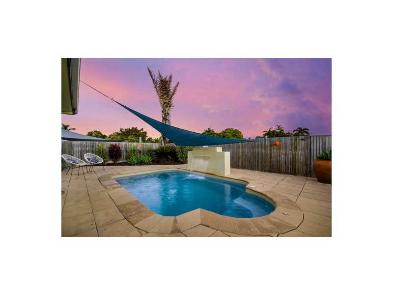 27 Riviera Circuit, Kirwan QLD 4817