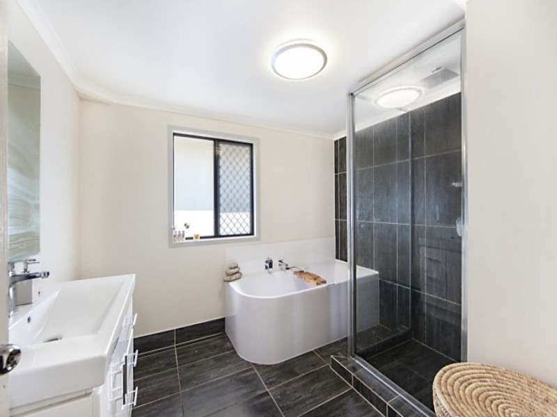 7 Medinah Court, Balgal Beach QLD 4816