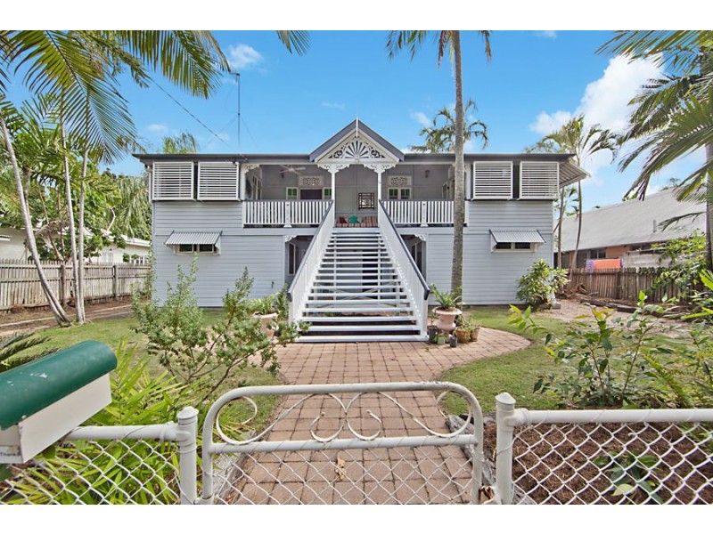 16 Nelson Street, South Townsville QLD 4810