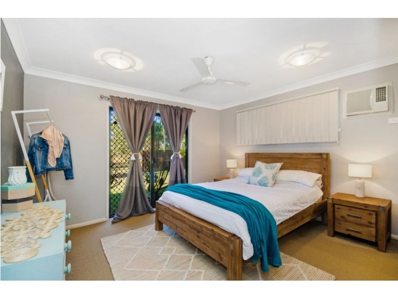 20 Ugarte Street, Bushland Beach QLD 4818