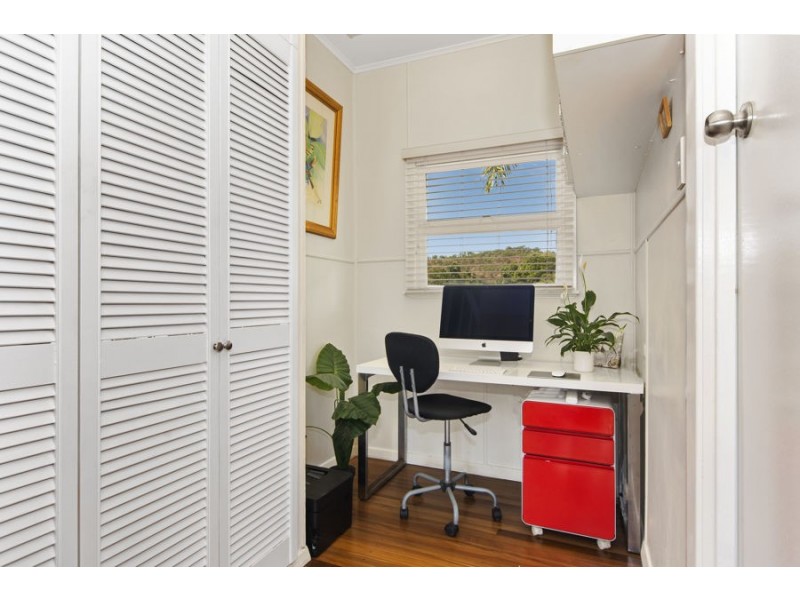 2 Comerford Crescent, Belgian Gardens QLD 4810