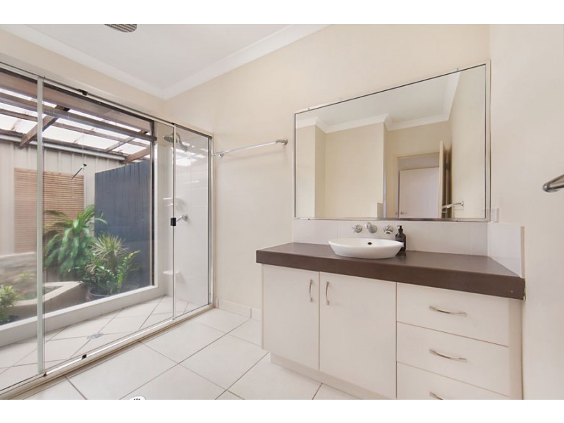 17 Therese Court, Alice River QLD 4817