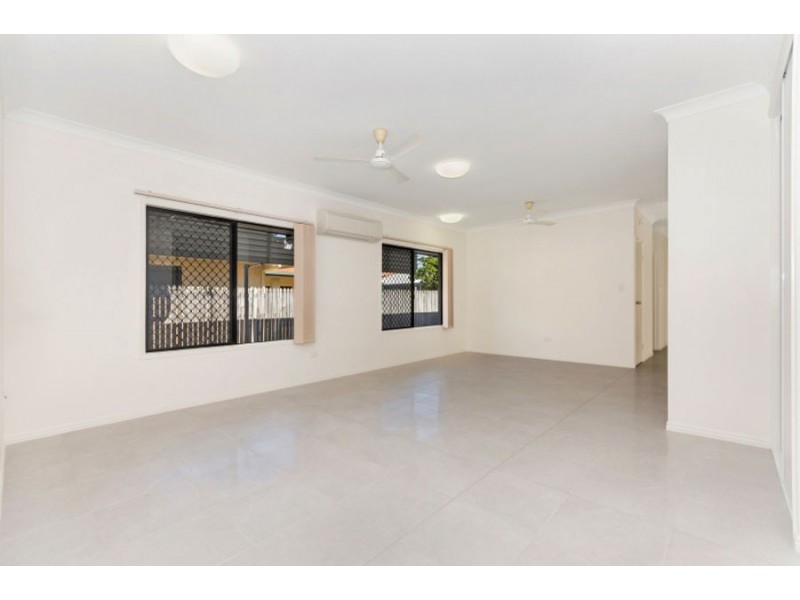 8 Aquatic Place, Idalia QLD 4811
