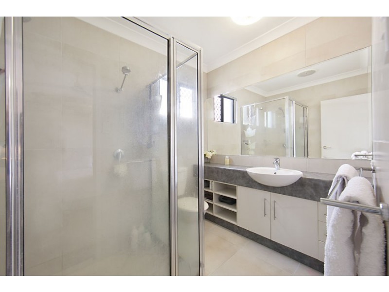 55 Bonnett Road, Mount Low QLD 4818