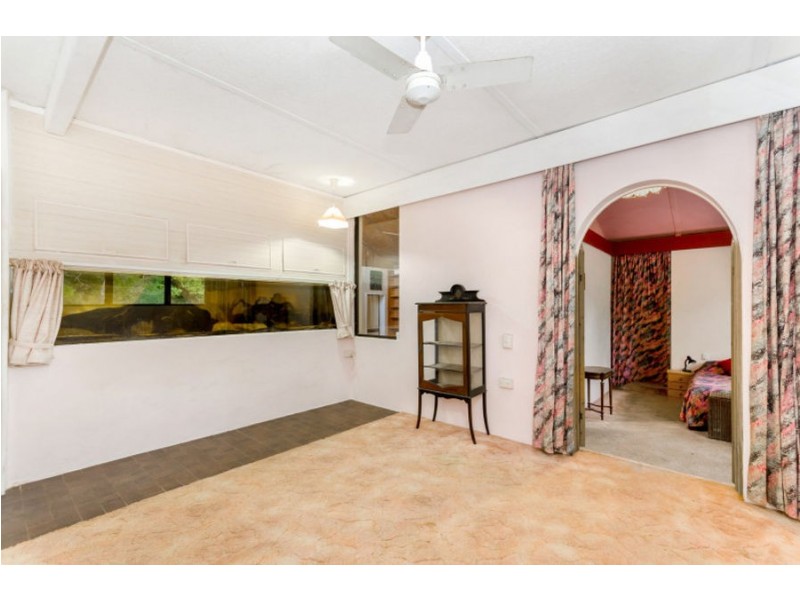 10 Benalla Road, Oak Valley QLD 4811