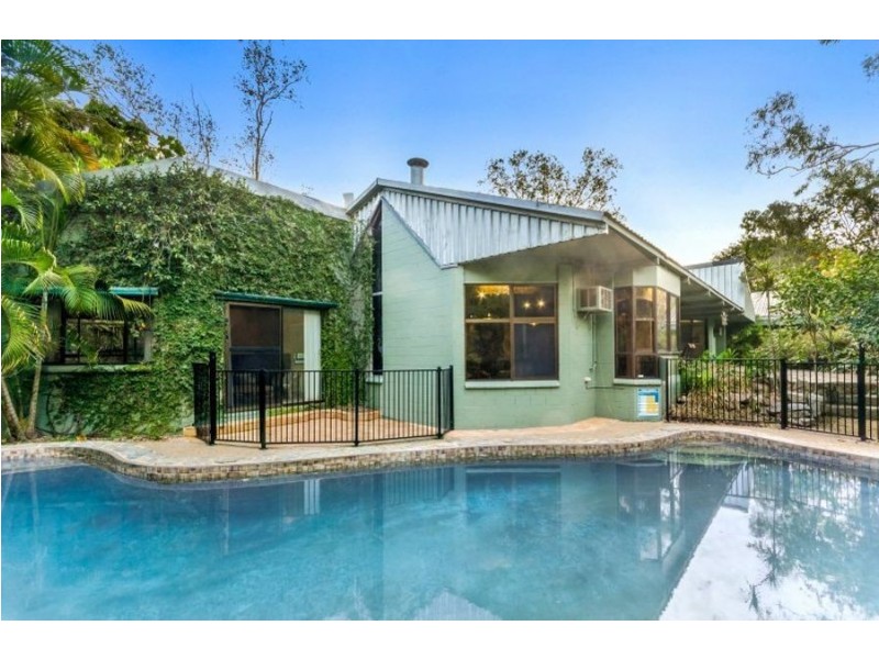 10 Benalla Road, Oak Valley QLD 4811