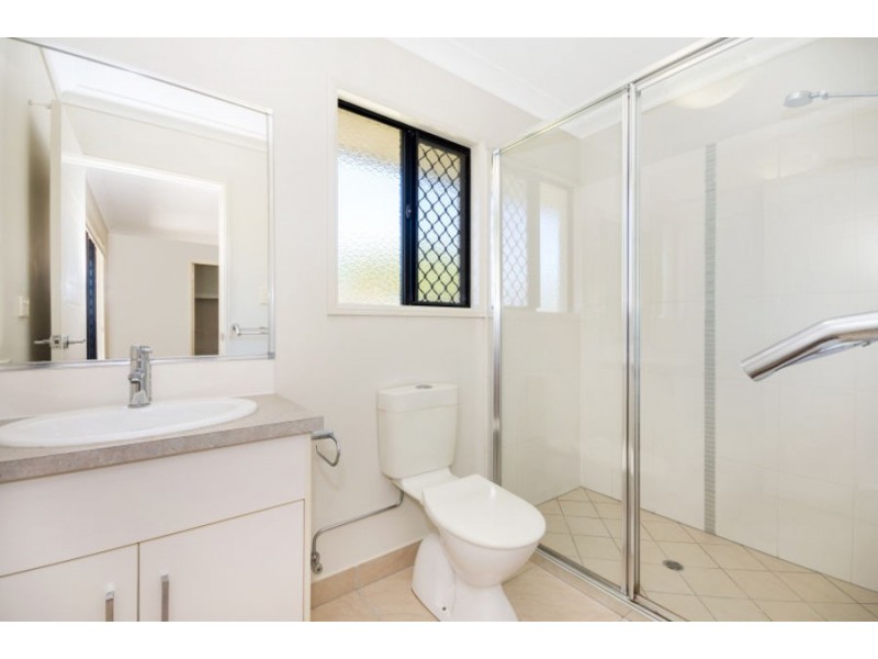 13 Chloe Court, Mount Louisa QLD 4814