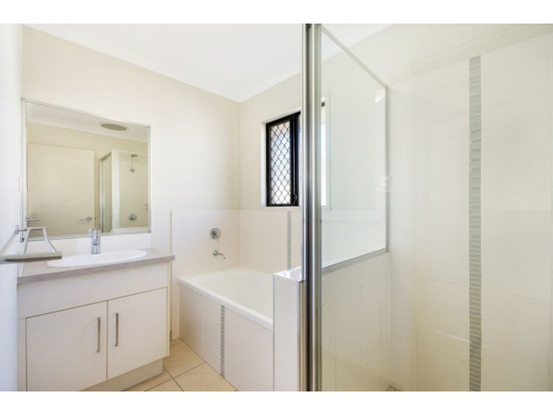 13 Chloe Court, Mount Louisa QLD 4814