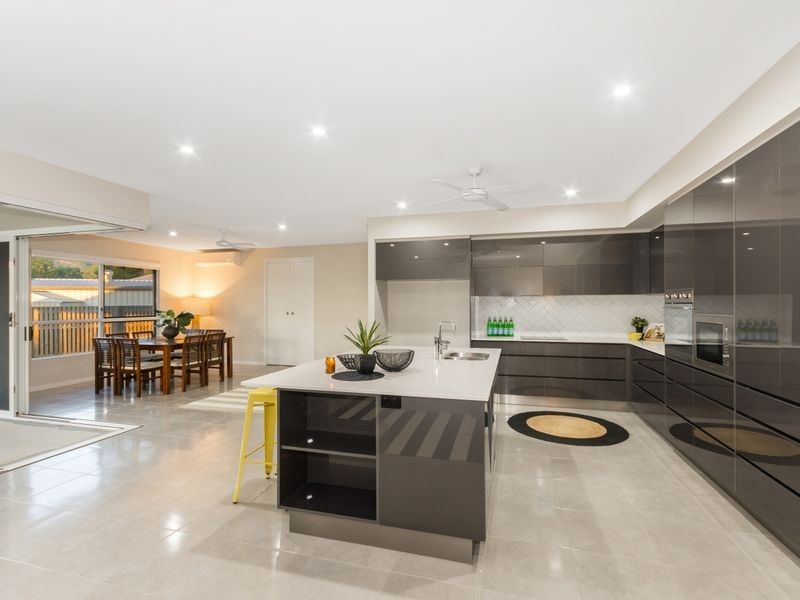 12 Fellowship Place, Rasmussen QLD 4815