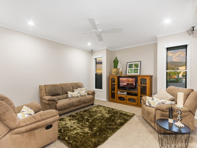12 Fellowship Place, Rasmussen QLD 4815