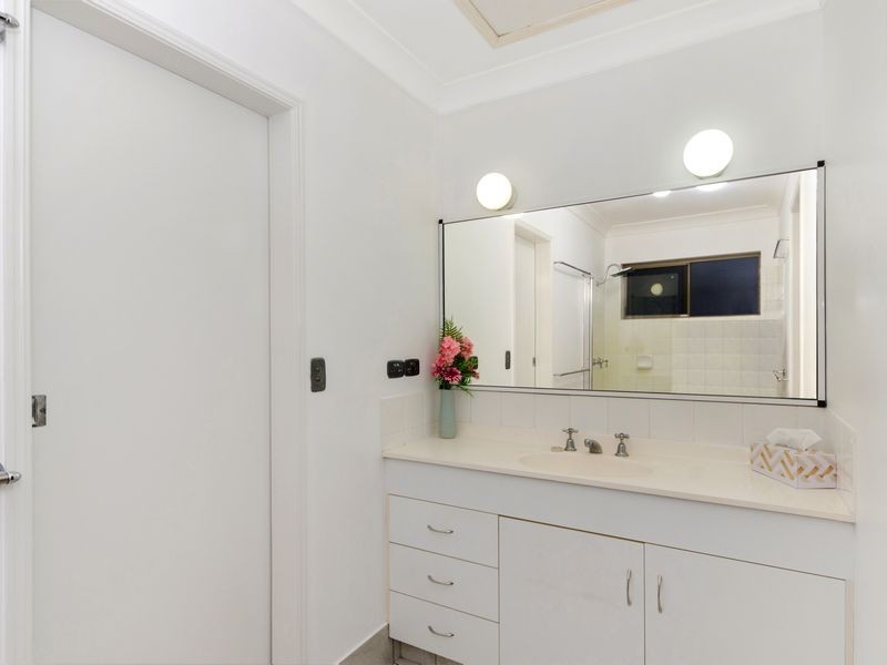 13 Arabian Place, Black River QLD 4818