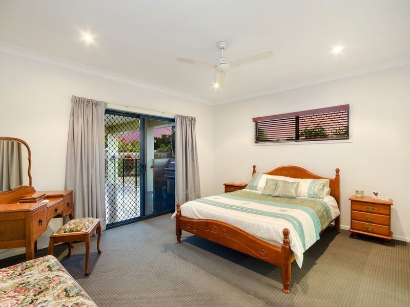 27 Riviera Circuit, Kirwan QLD 4817