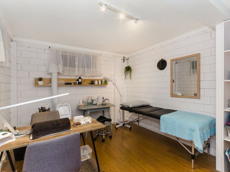 6 Hicks Street, Kirwan QLD 4817