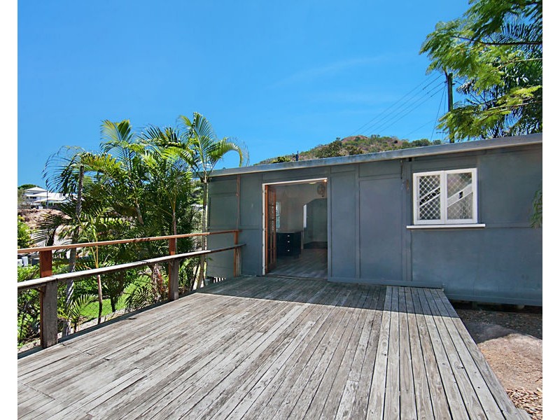 394 Walker Street, Townsville City QLD 4810