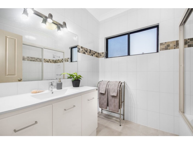 52 Regatta Crescent, Douglas QLD 4814