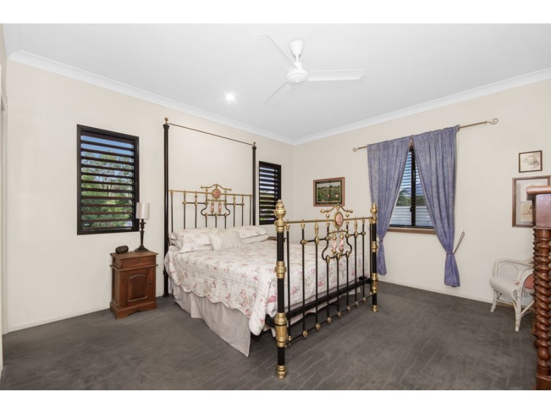 52 Regatta Crescent, Douglas QLD 4814