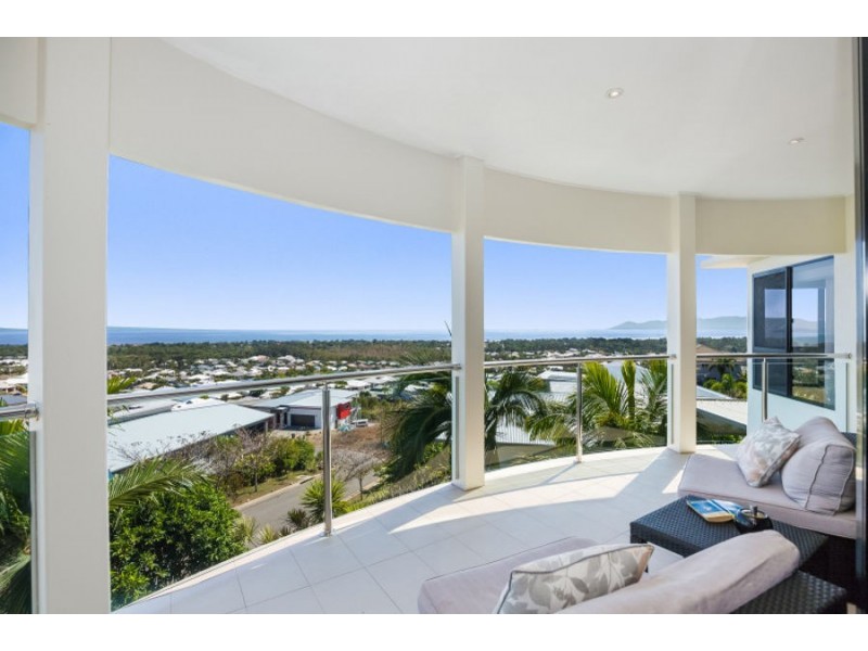 102 Goicoechea Drive, Bushland Beach QLD 4818