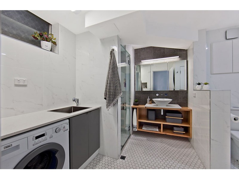 1/6 Hale Street, Townsville City QLD 4810